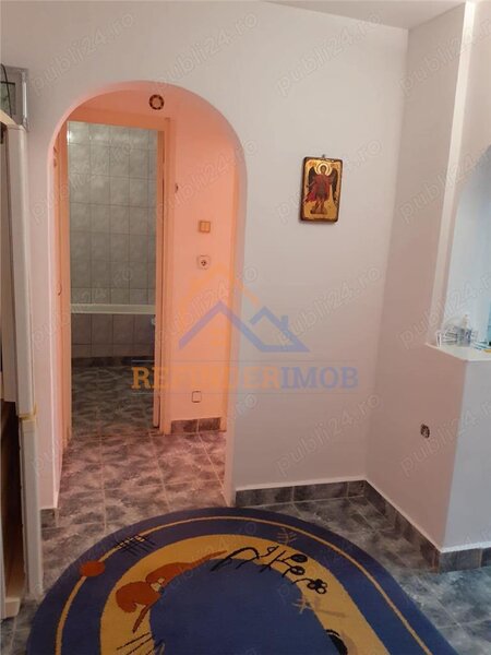 Sector 4 apartament 2 camere