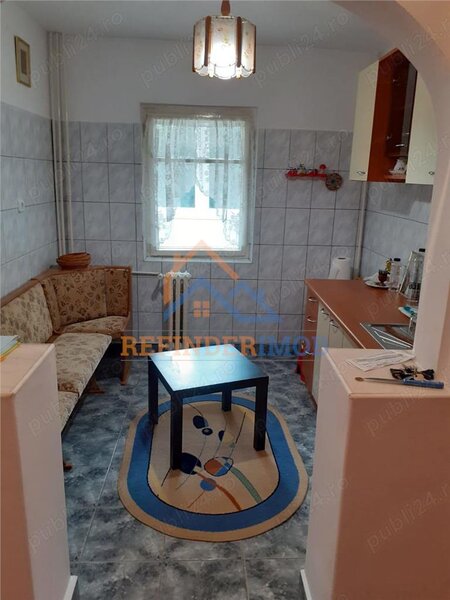 Sector 4 apartament 2 camere